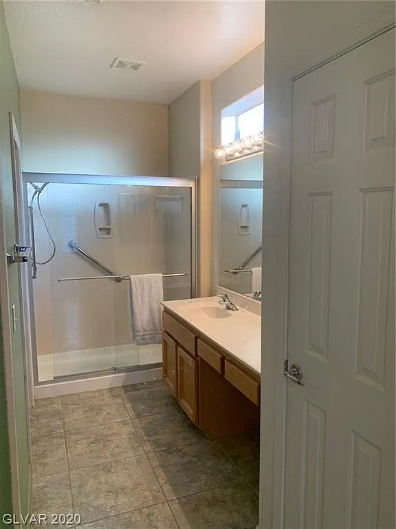 1525 Fieldbrook St - Photo 5 of 12