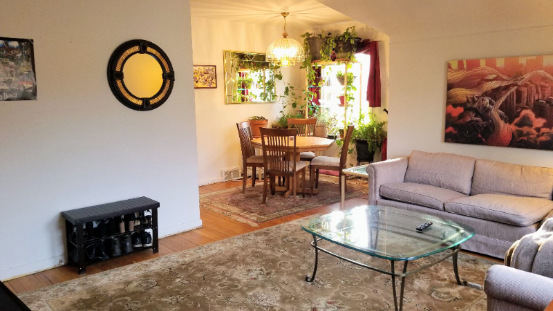 1409 Catalpa Dr #2 - Photo 3 of 20