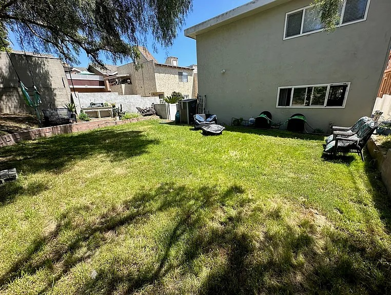 2103 Carnegie Ln #1 - Photo 3 of 8