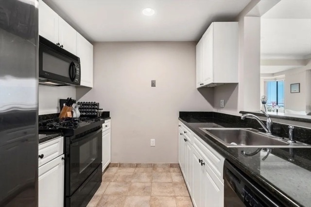 1 Nassau St - Photo 3 of 9