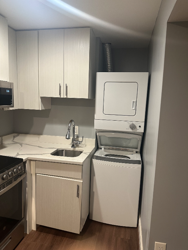 7306 Glendora Ct - Photo 7 of 8