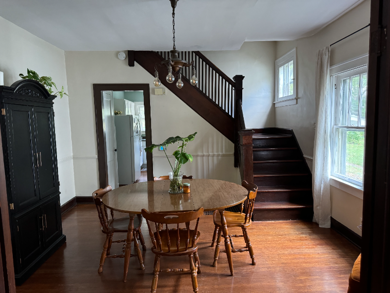 336 Lesley Ave - Photo 6 of 13