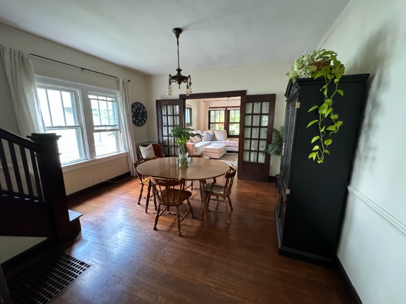 336 Lesley Ave - Photo 7 of 13