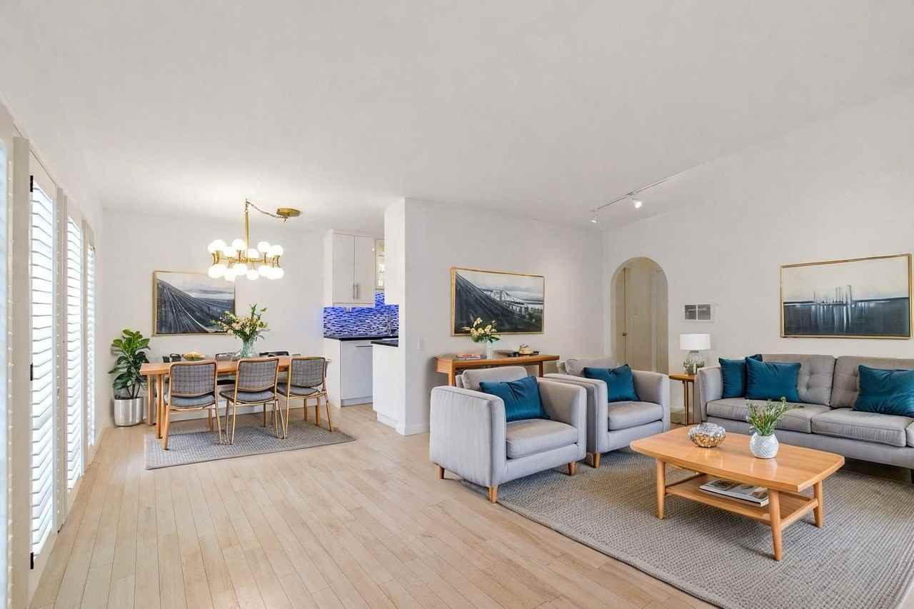 639 Bay Street - Photo 3 of 34