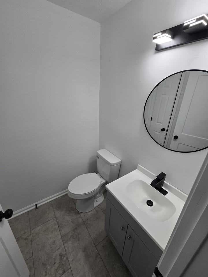 848 S 23rd St #848S23rd - Photo 4 of 15