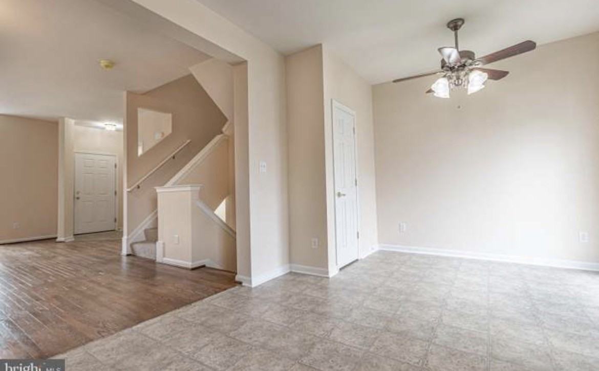 1879 Jamestown Ln - Photo 7 of 18