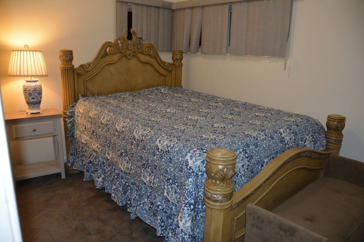 24271 Kenosha St - Photo 4 of 31