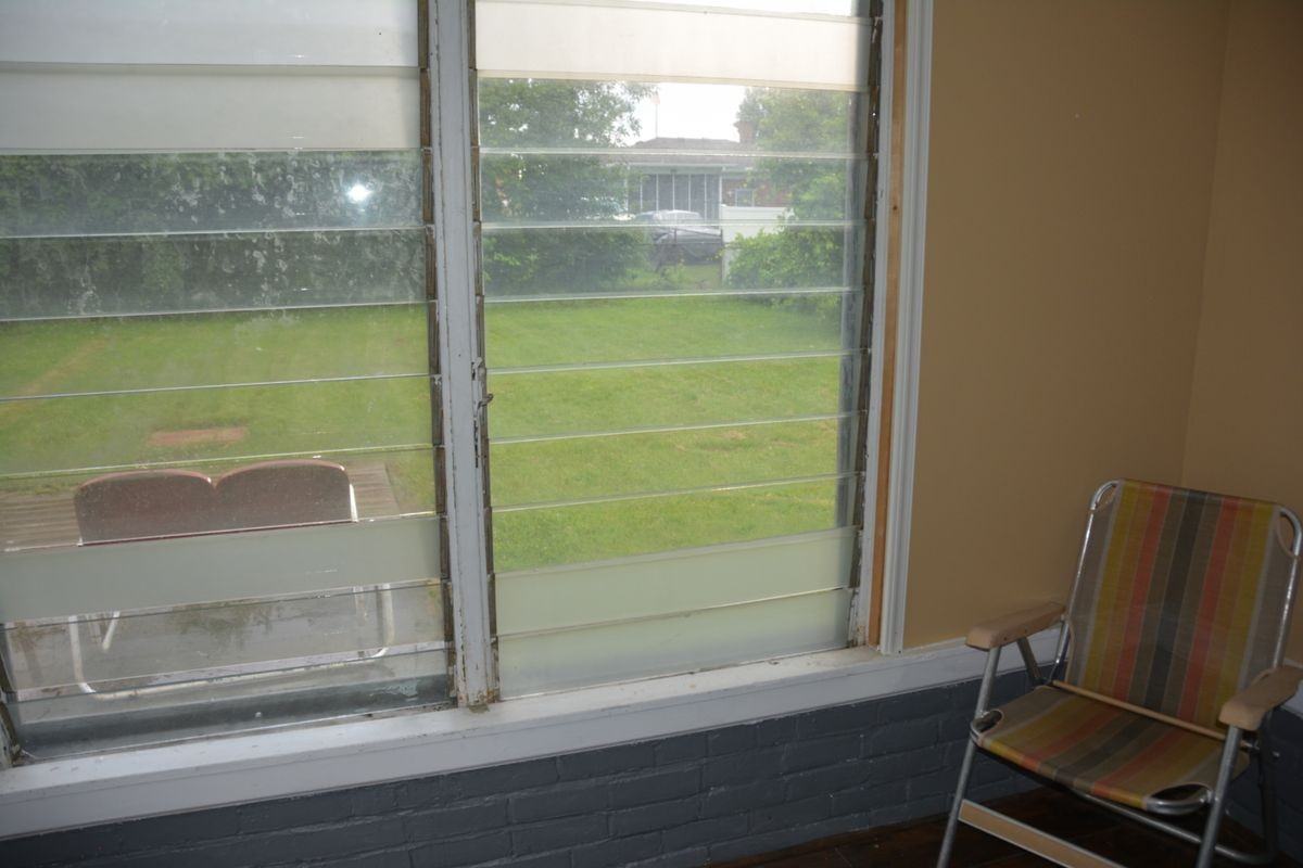 24271 Kenosha St - Photo 6 of 31