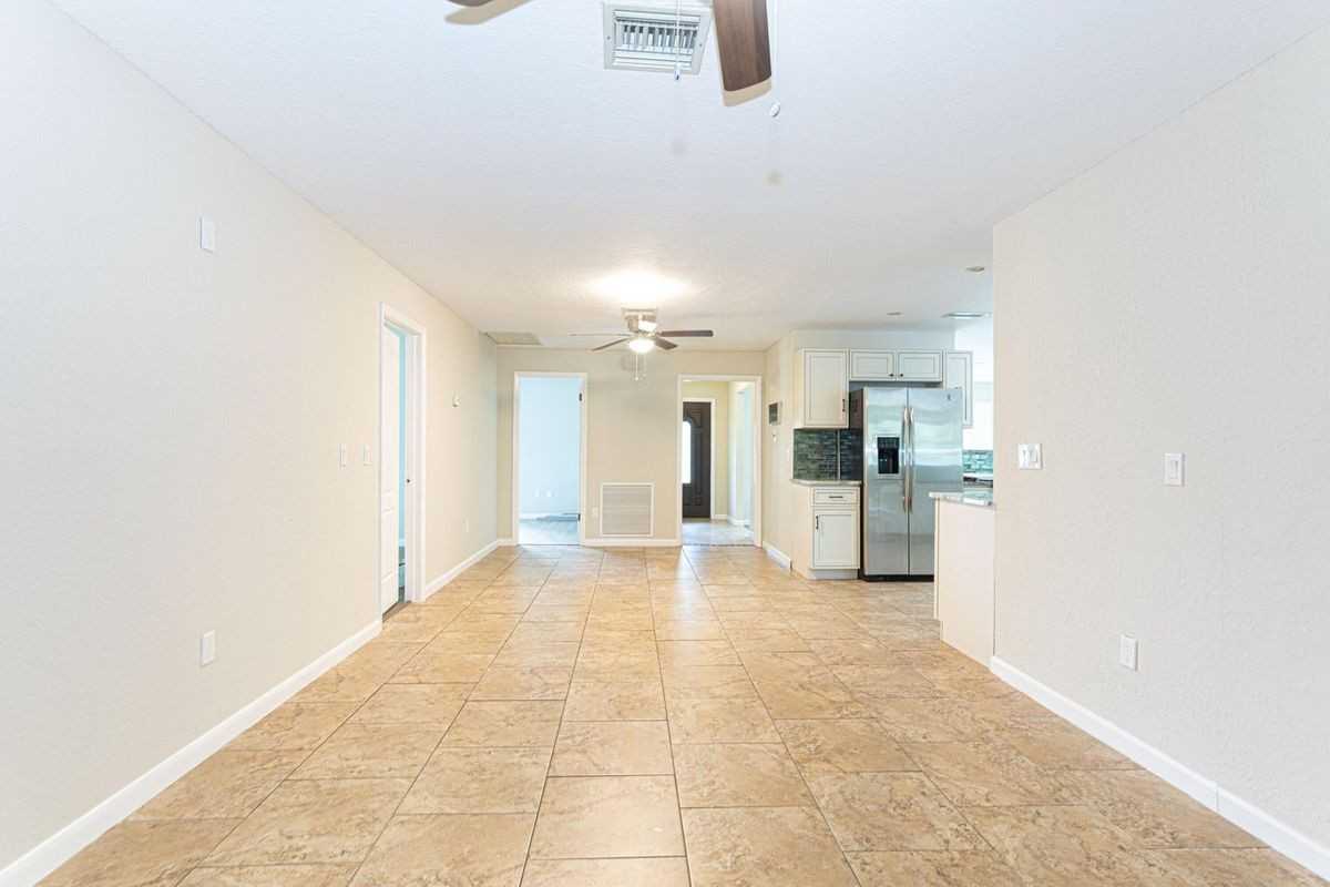 169 Armadillo Way - Photo 6 of 27