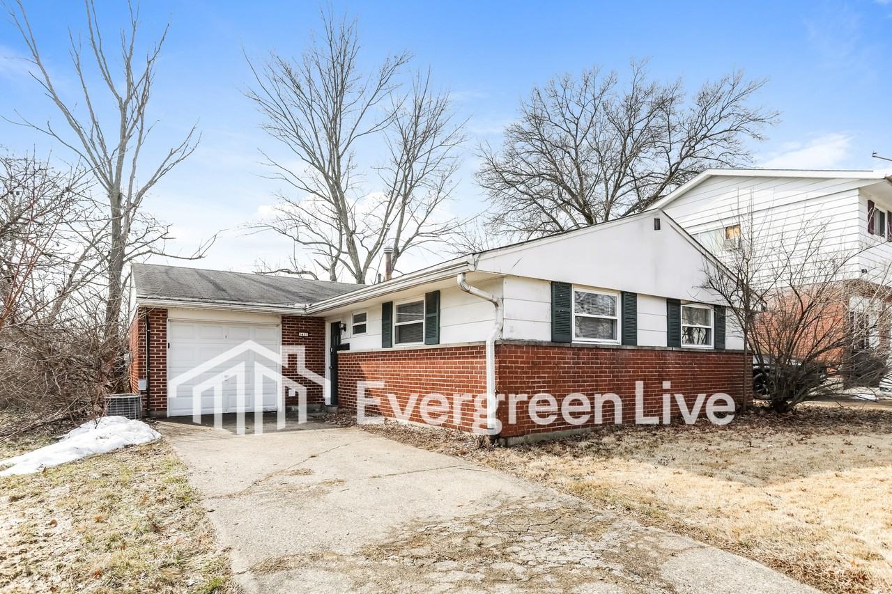 3411 Anaconda Dr - Photo 2 of 15