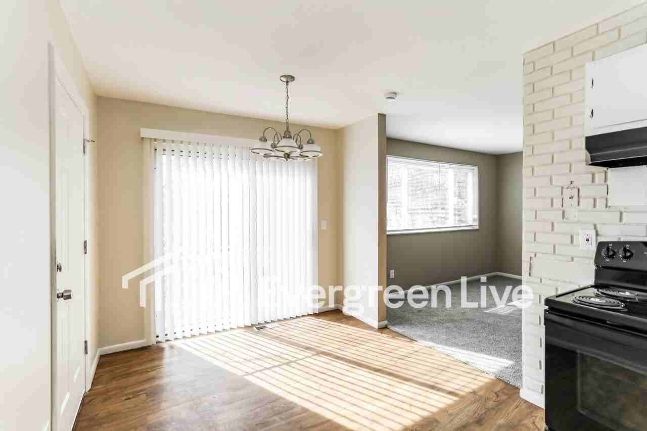 3411 Anaconda Dr - Photo 5 of 15