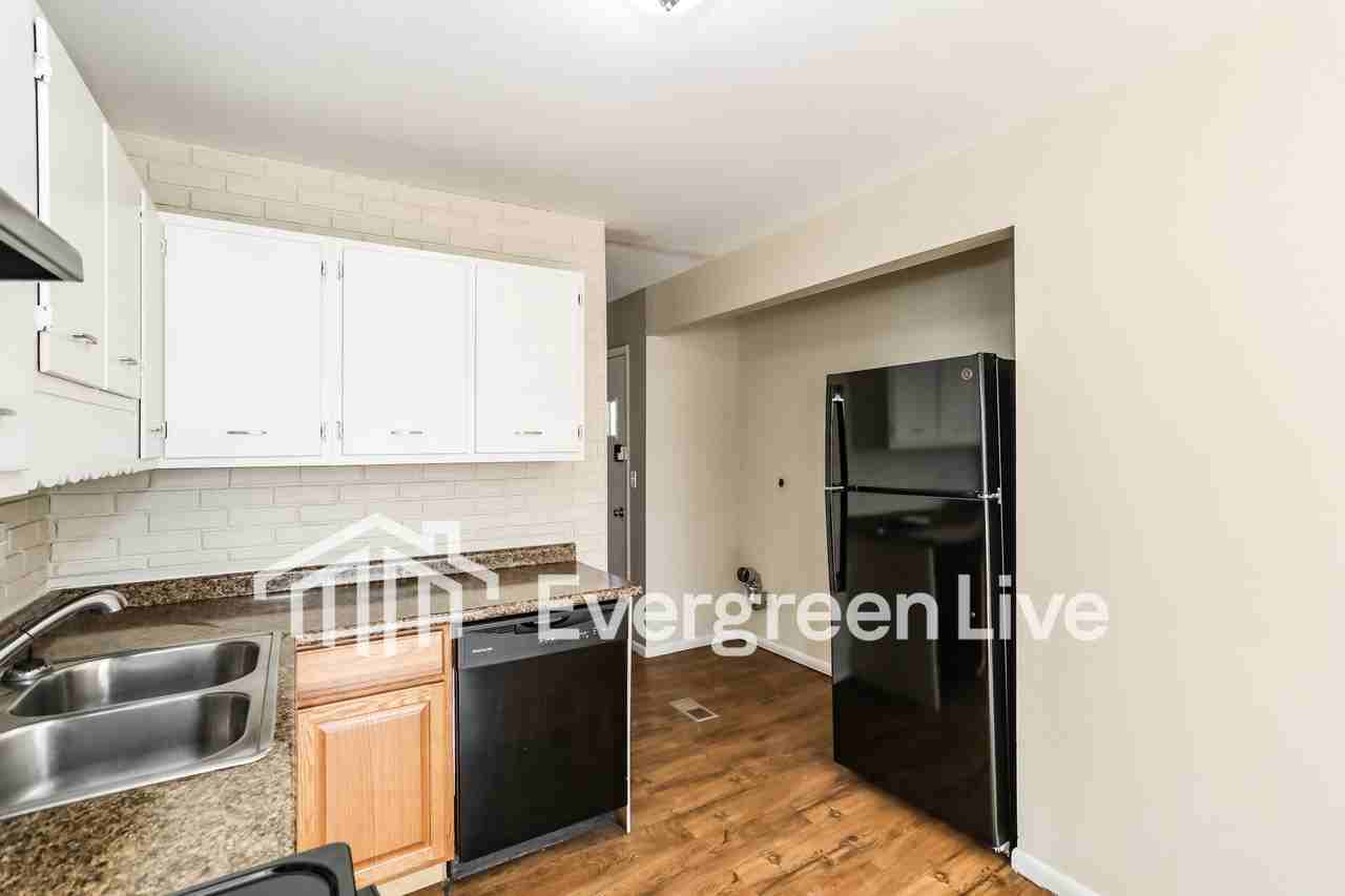 3411 Anaconda Dr - Photo 7 of 15