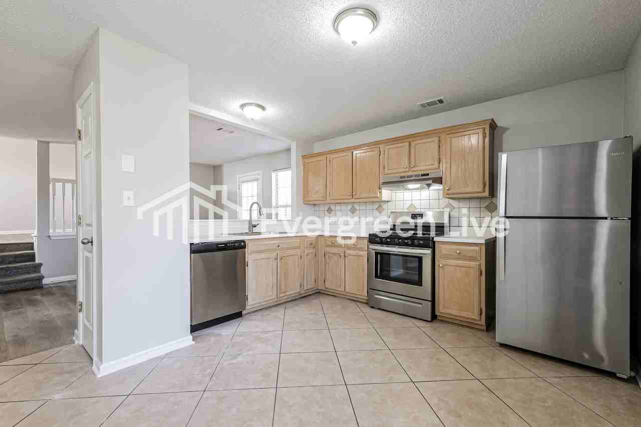 7144 Oakwood Cir - Photo 7 of 15