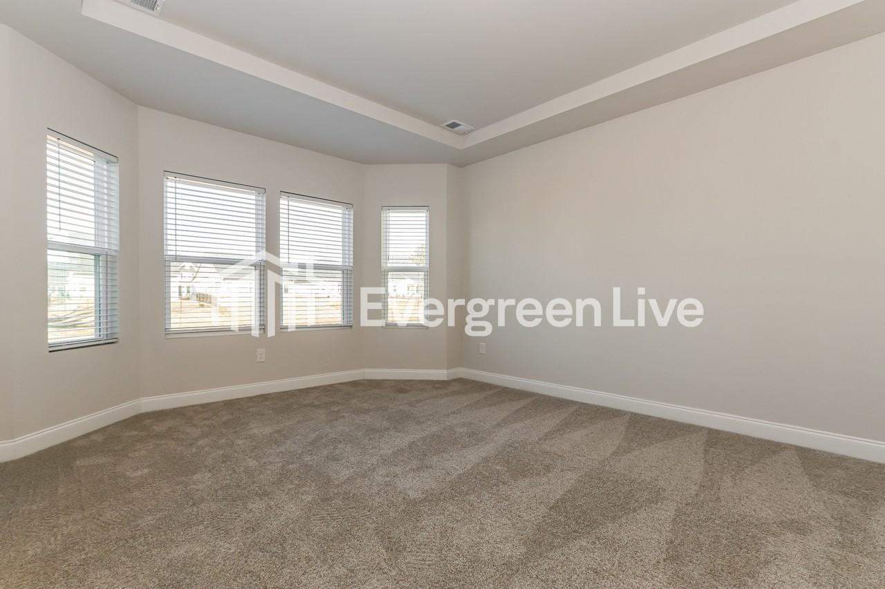 2416 Campton Loop - Photo 6 of 17