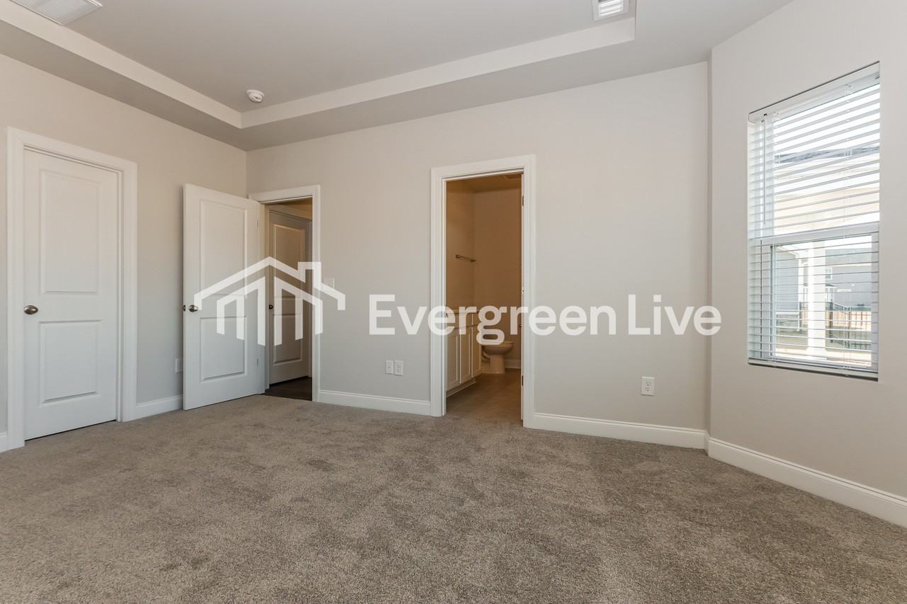 2416 Campton Loop - Photo 7 of 17