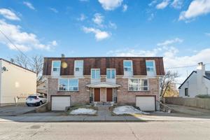 featured image of 164 Carillon St