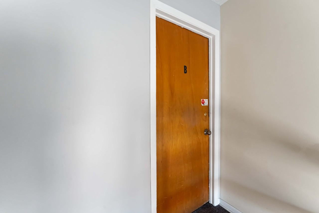 164B Carillon Street - Photo 4 of 30