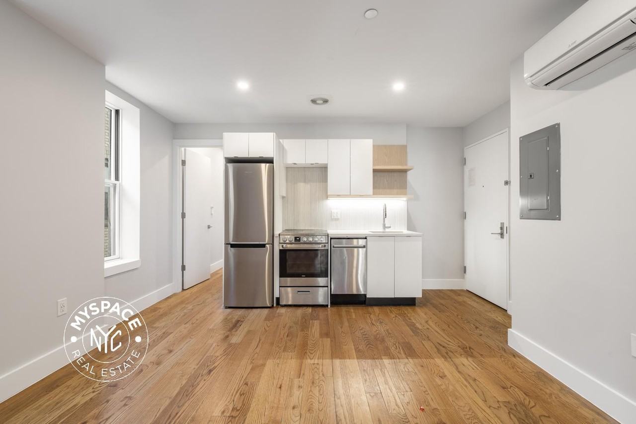 996 Carroll St #2F - Photo 2 of 12