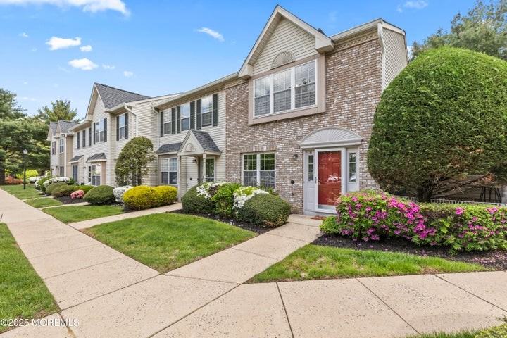 8 Ambrose Court - Photo 2 of 18