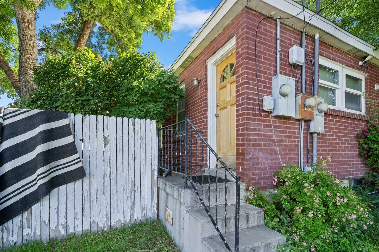 2980 S 1500 E #B - Photo 2 of 19