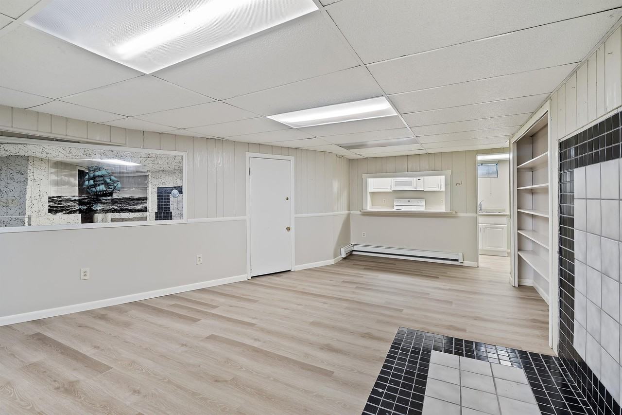 2980 S 1500 E #B - Photo 4 of 19