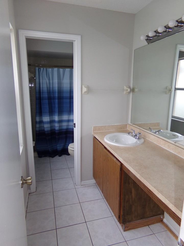 111 Lochness Ln #1 - Photo 7 of 12