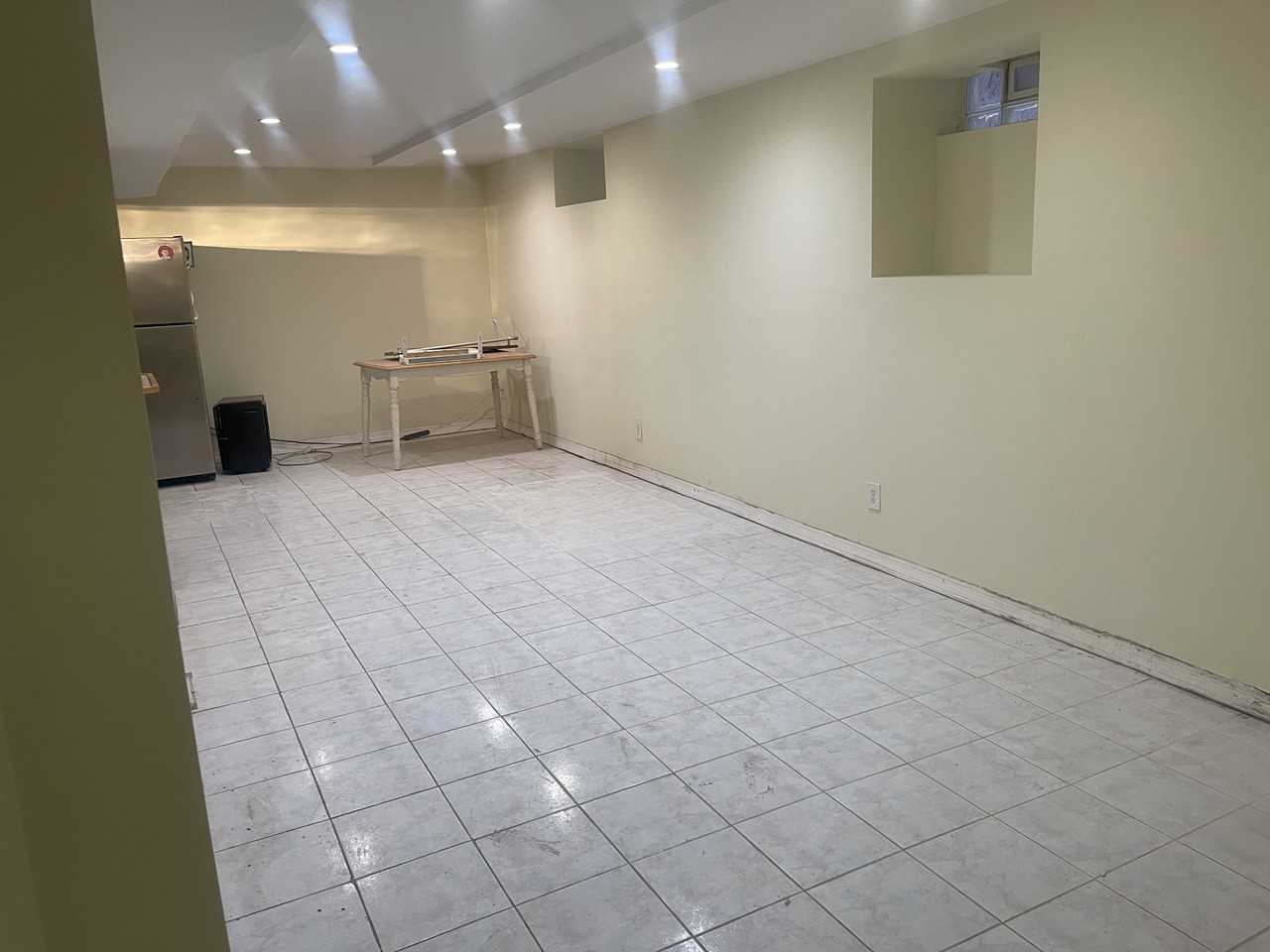 1744 W Foster Ave #G - Photo 2 of 6