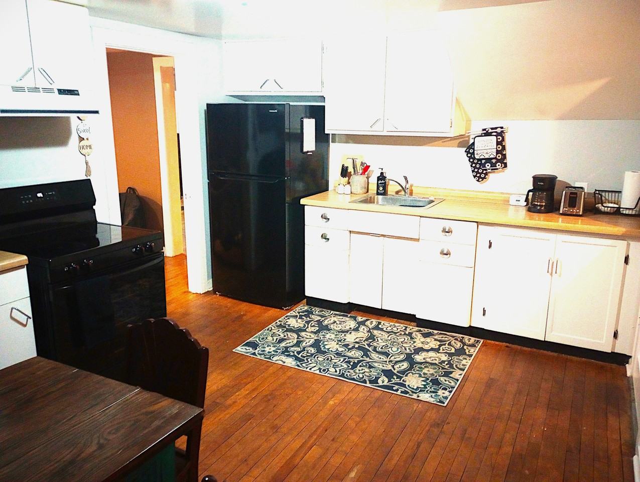 400 E Lead St - Photo 2 of 9