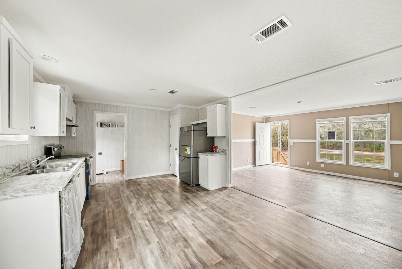 9544 Ellis St #NA - Photo 4 of 19