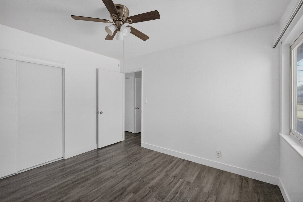 2139 W Ball Rd #C - Photo 6 of 20