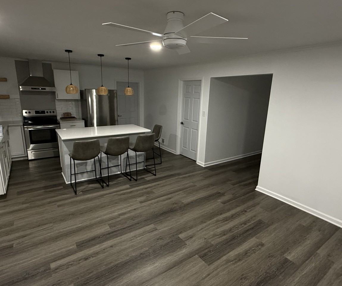 422 Powell Mill Rd #E - Photo 2 of 4