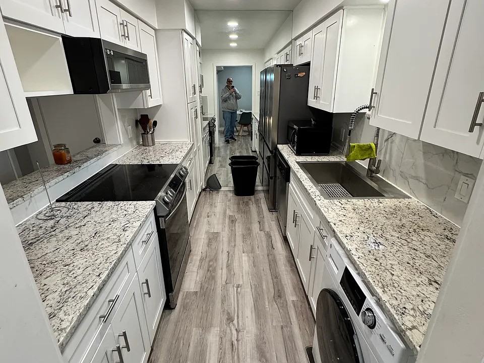 10552 High Hollows Dr #136 - Photo 4 of 16