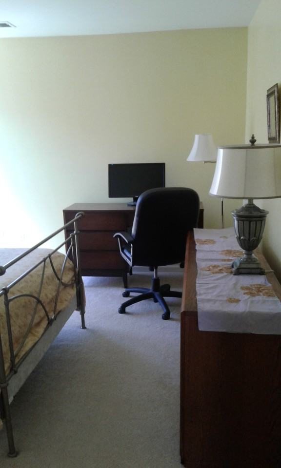 1982 Brooke Farm Ct #00 - Photo 3 of 5