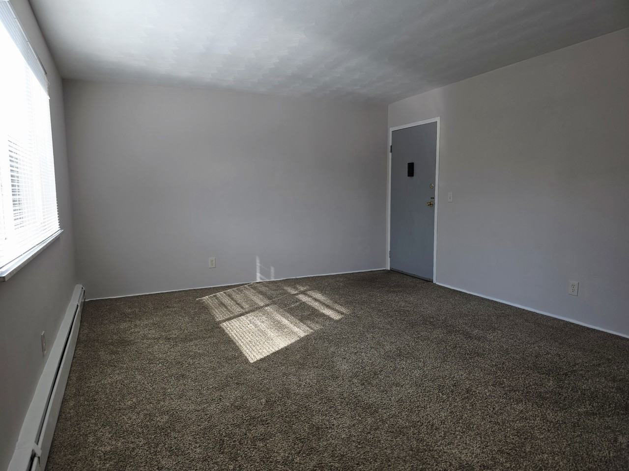 3333 Epworth Ave #10 - Photo 4 of 10