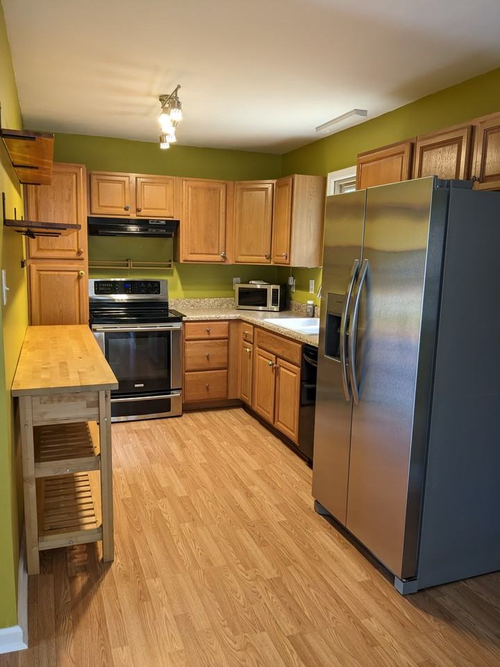 1117 Suffolk Blvd #NA - Photo 7 of 17