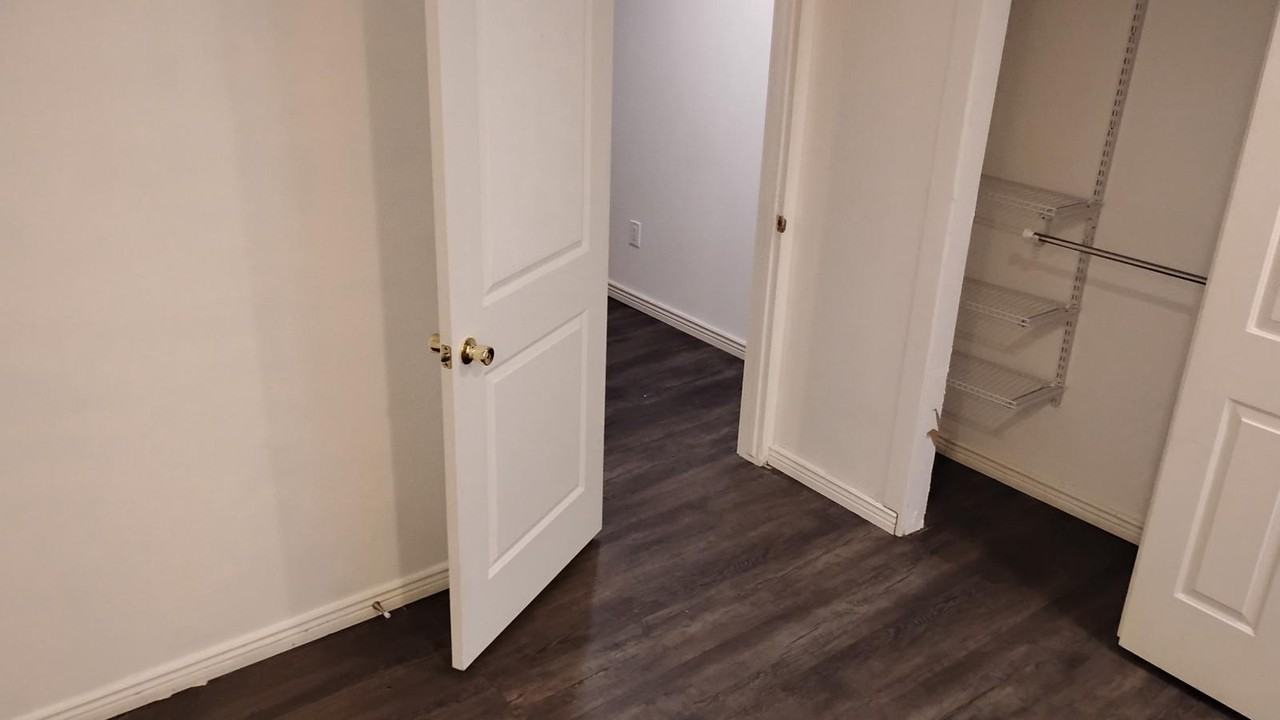 1878 N Patchwork Ave - Photo 2 of 10