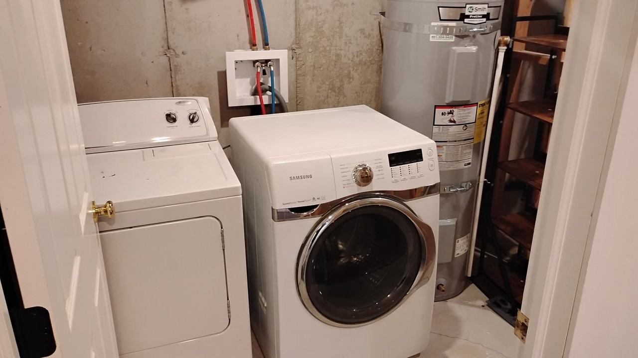 1878 N Patchwork Ave - Photo 3 of 10