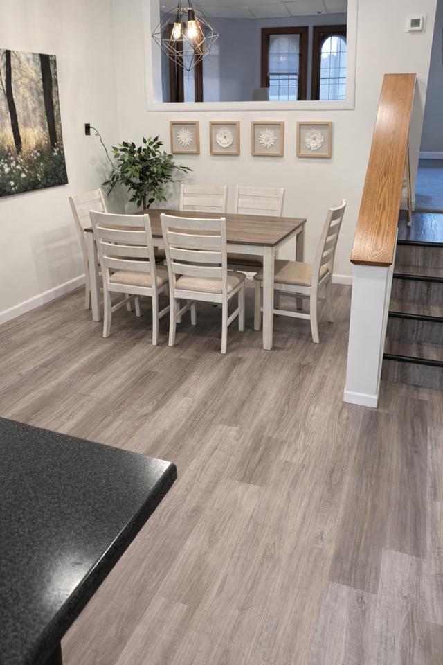 302 N Main St #620CEDARST - Photo 3 of 10