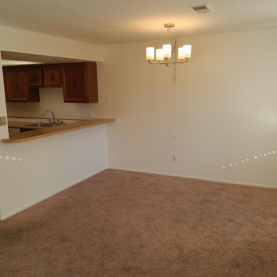 17610 Cameron Ln #B - Photo 3 of 12