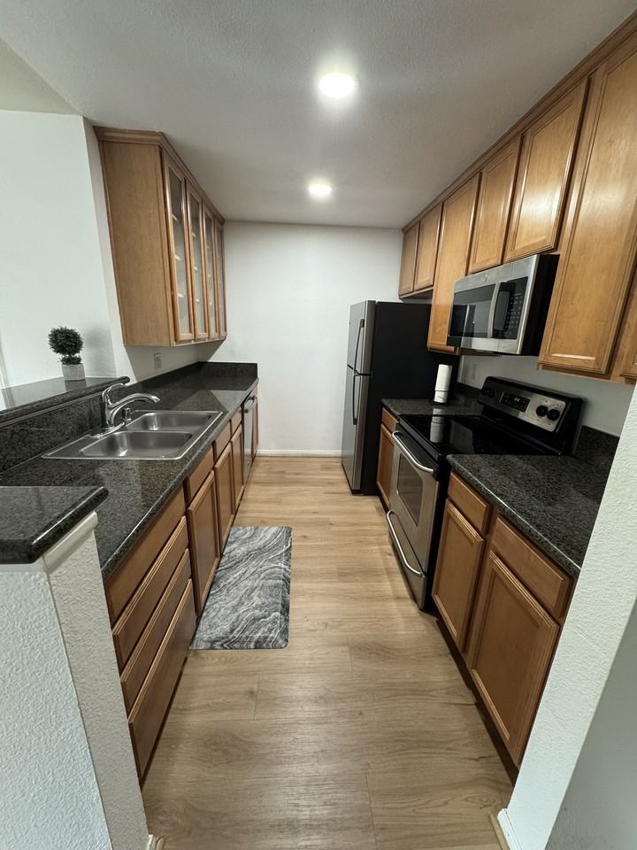 7180 Shoreline Dr #5205 - Photo 7 of 20