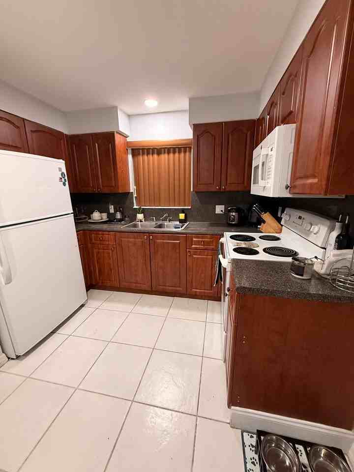 1453 Sw 3rd St #208 - Photo 6 of 15