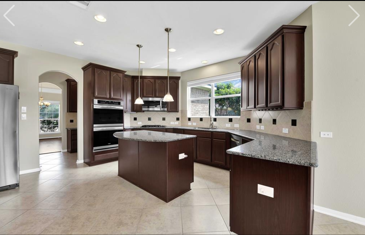 1807 Brighton Brook Ln - Photo 4 of 8