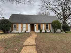 1592 W Crestwood Dr #1 - Photo 1 of 1