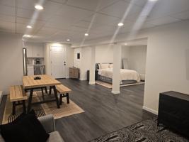 featured image of 7 Farmhouse Dr #1