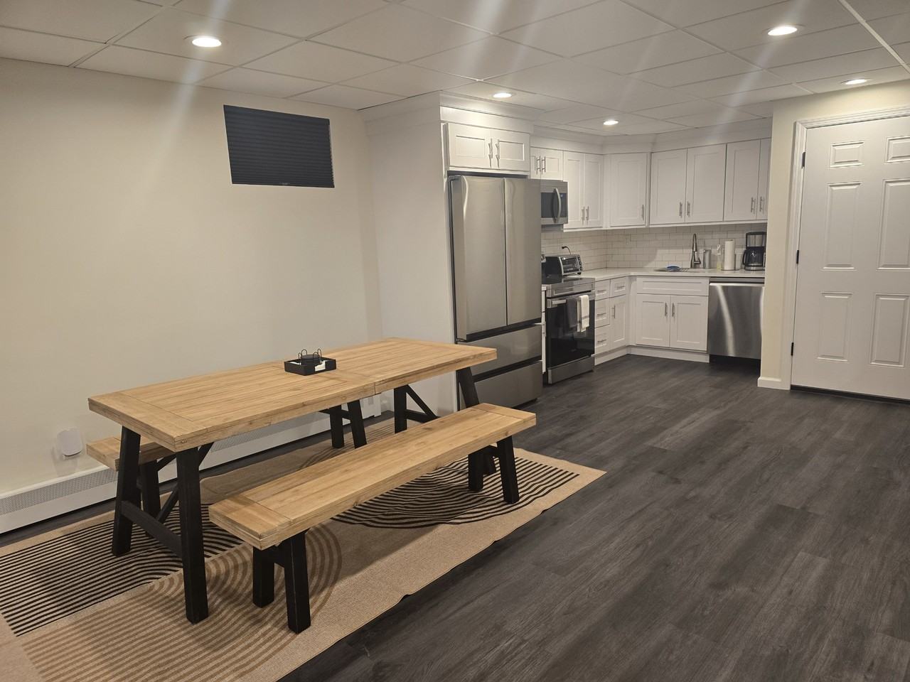 7 Farmhouse Dr #1 - Photo 3 of 10