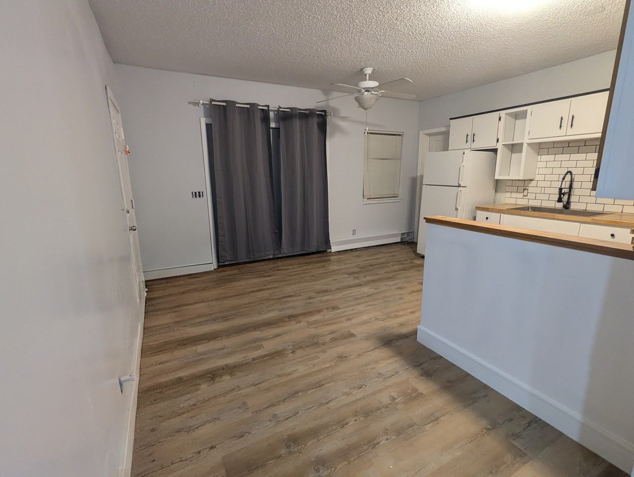 1906 Chelton Ave W #1 - Photo 3 of 5