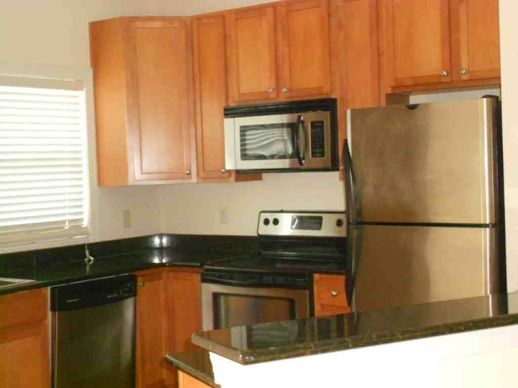 2009 Baltic Ave #2009 - Photo 6 of 29