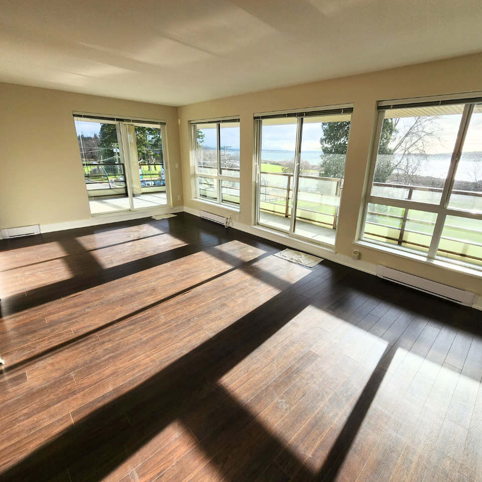 15747 Marine Drive #306 - Photo 2 of 11