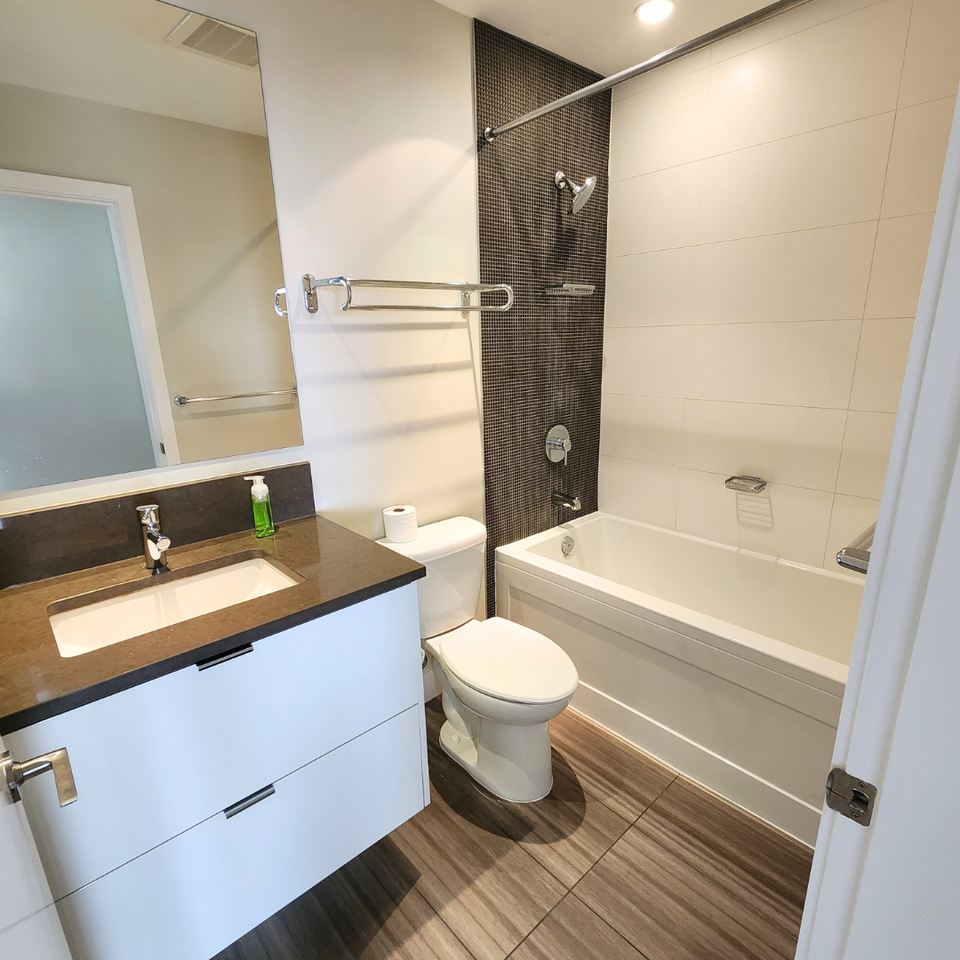 15747 Marine Drive #306 - Photo 7 of 11