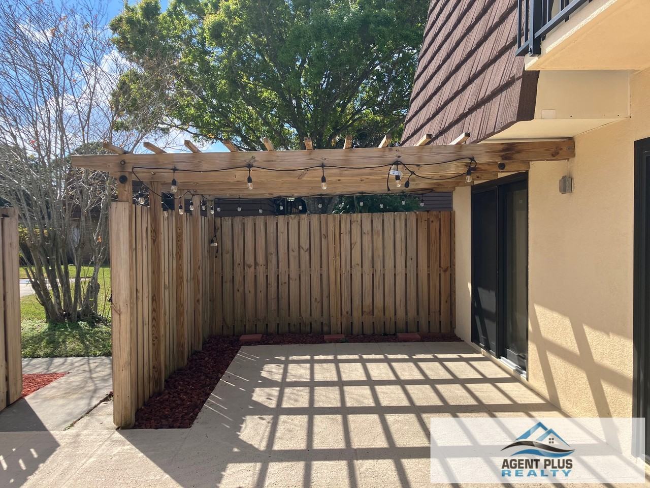 1123 11th Lane - Photo 6 of 6